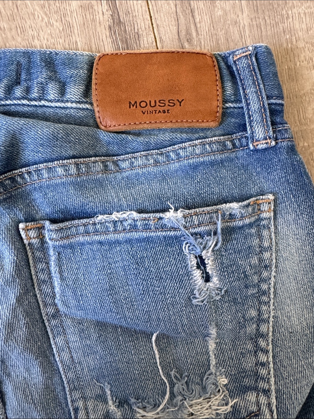 Moussy Vintage Ridgewood Distressed Cropped Skinny Jeans Size 25 Minimalist - Picture 9 of 9